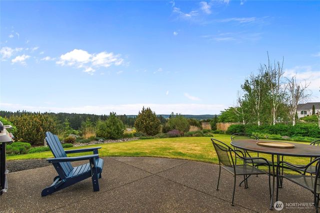 9306 Milburn Loop SE, Olympia, WA 98513