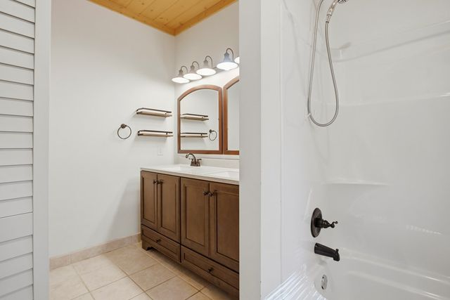 1466 Newport, Ellijay, GA 30540
