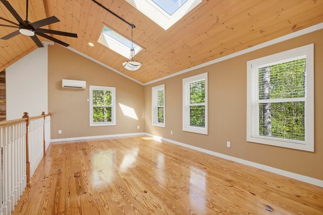 1466 Newport, Ellijay, GA 30540
