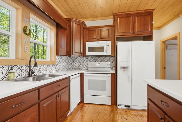 1466 Newport, Ellijay, GA 30540