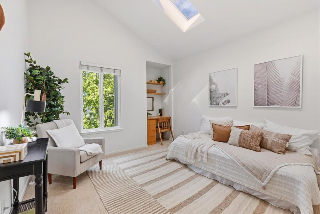 Image 23 of property listing at 11 Berkeley Court, Santa Cruz, CA 95062