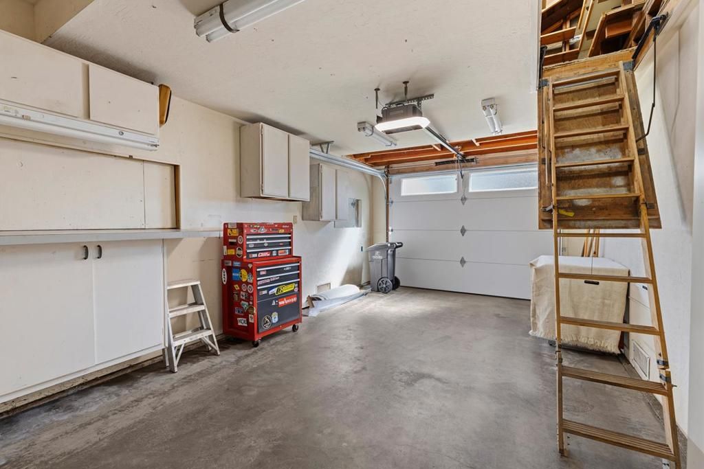 Image 35 of property listing at 11 Berkeley Court, Santa Cruz, CA 95062