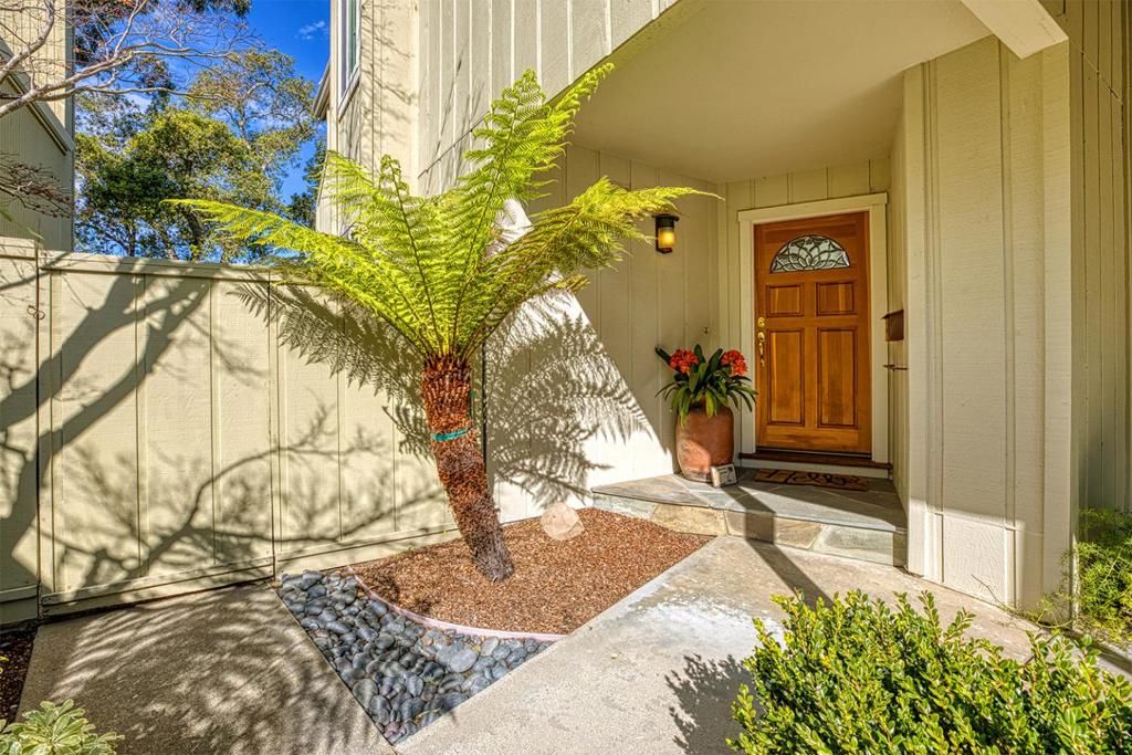 Image 5 of property listing at 11 Berkeley Court, Santa Cruz, CA 95062