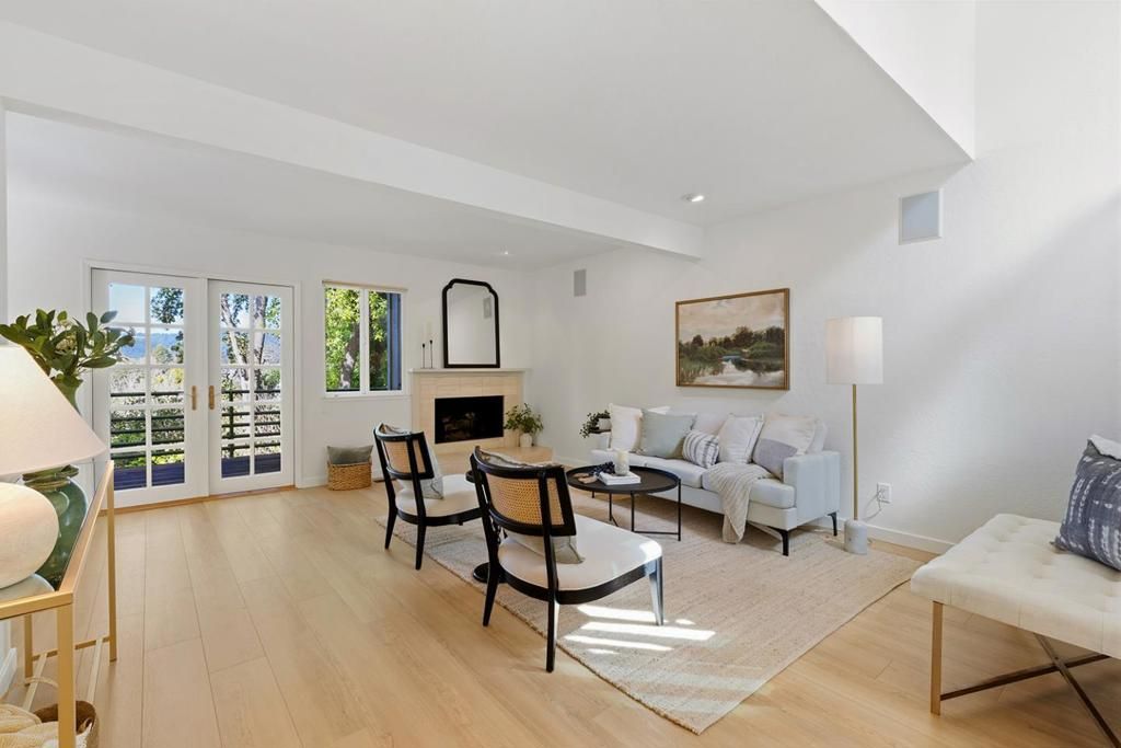 Image 9 of property listing at 11 Berkeley Court, Santa Cruz, CA 95062