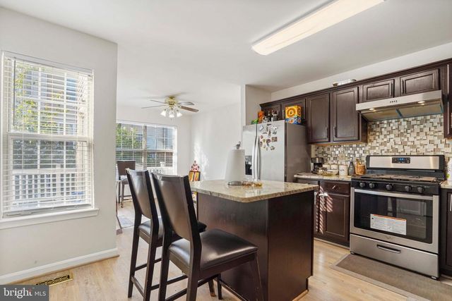 13118 PLOTNER FARM RD, Herndon, VA 20171