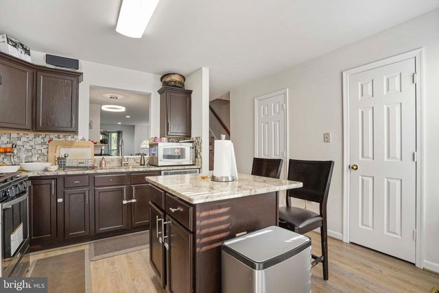 13118 PLOTNER FARM RD, Herndon, VA 20171