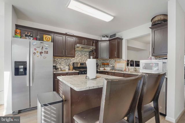 13118 PLOTNER FARM RD, Herndon, VA 20171