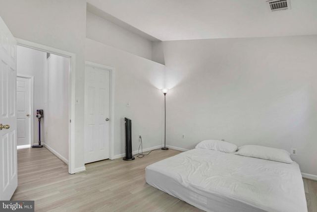 13118 PLOTNER FARM RD, Herndon, VA 20171