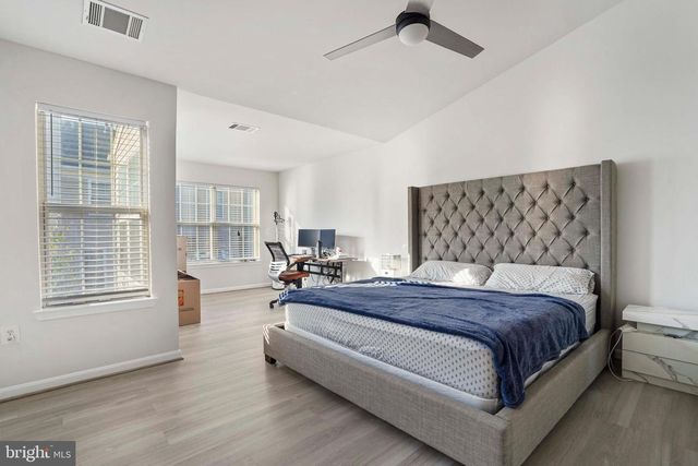 13118 PLOTNER FARM RD, Herndon, VA 20171