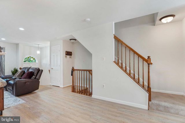 13118 PLOTNER FARM RD, Herndon, VA 20171