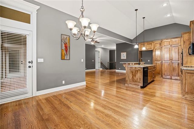 16639 W 168 Place, Olathe, KS 66062