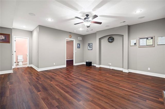 16639 W 168 Place, Olathe, KS 66062