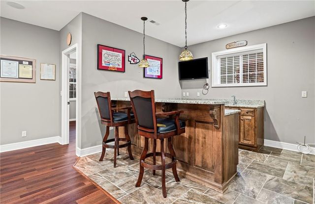 16639 W 168 Place, Olathe, KS 66062