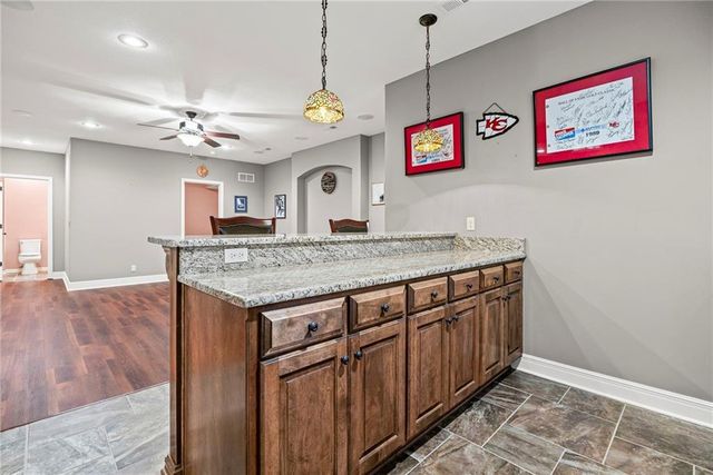 16639 W 168 Place, Olathe, KS 66062