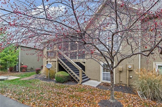 16639 W 168 Place, Olathe, KS 66062