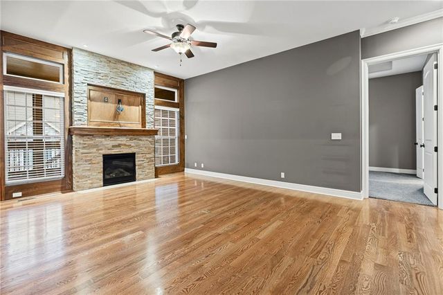 16639 W 168 Place, Olathe, KS 66062