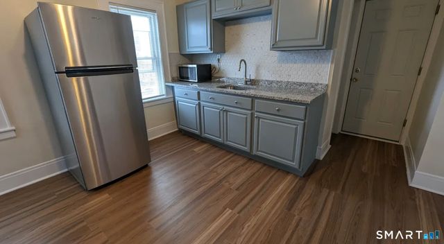 739-743 Brooks Street, Bridgeport, CT 06608