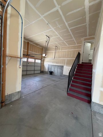 2172 N 2625 W, Farr West, UT 84404