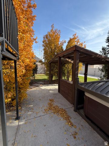 2172 N 2625 W, Farr West, UT 84404