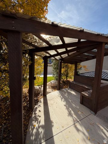 2172 N 2625 W, Farr West, UT 84404