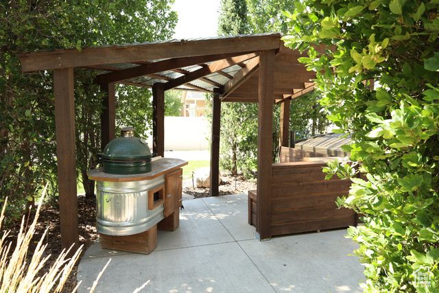 2172 N 2625 W, Farr West, UT 84404