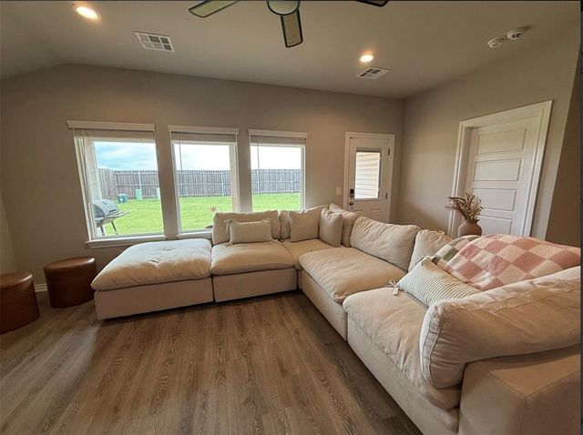 14605 Travertine Falls Lane, Oklahoma City, OK 73142