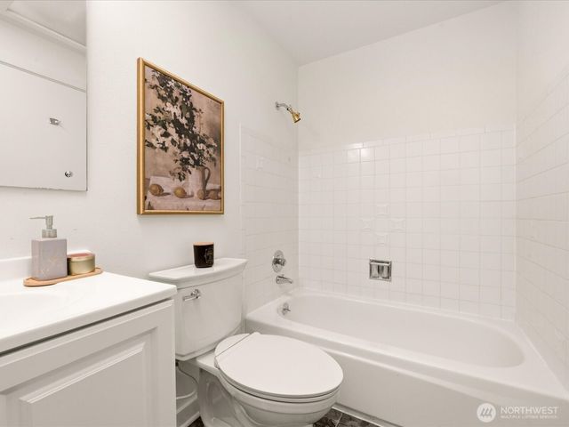 12570 SE 70th Street, Newcastle, WA 98056