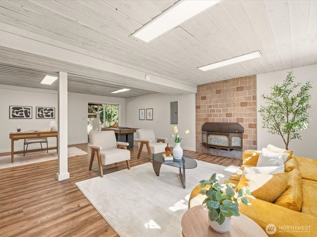 12570 SE 70th Street, Newcastle, WA 98056