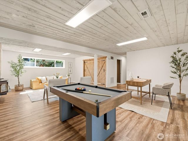 12570 SE 70th Street, Newcastle, WA 98056