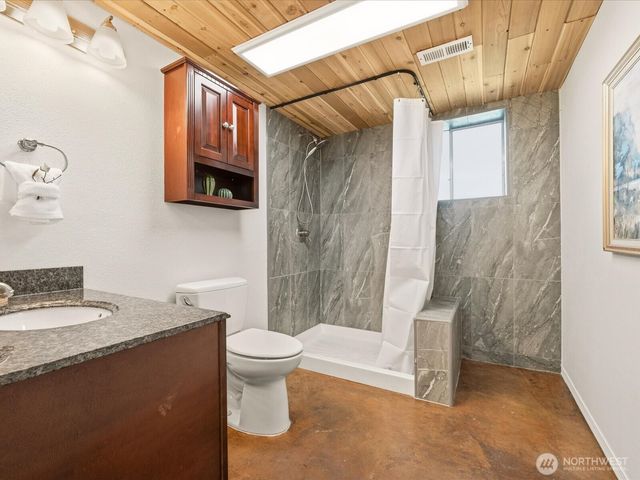 12570 SE 70th Street, Newcastle, WA 98056