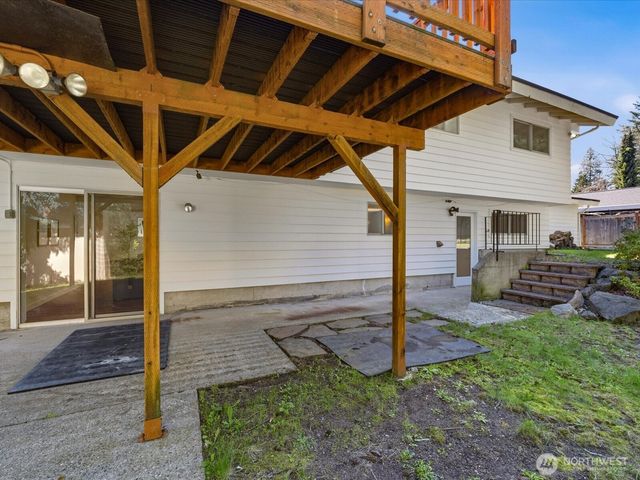 12570 SE 70th Street, Newcastle, WA 98056