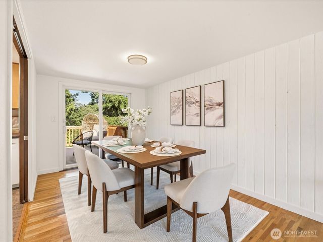 12570 SE 70th Street, Newcastle, WA 98056