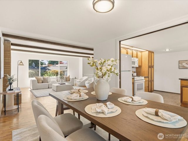 12570 SE 70th Street, Newcastle, WA 98056