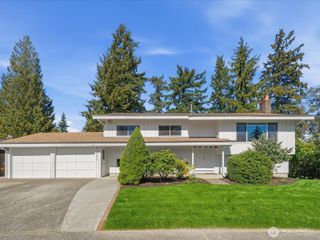 12570 SE 70th Street, Newcastle, WA 98056