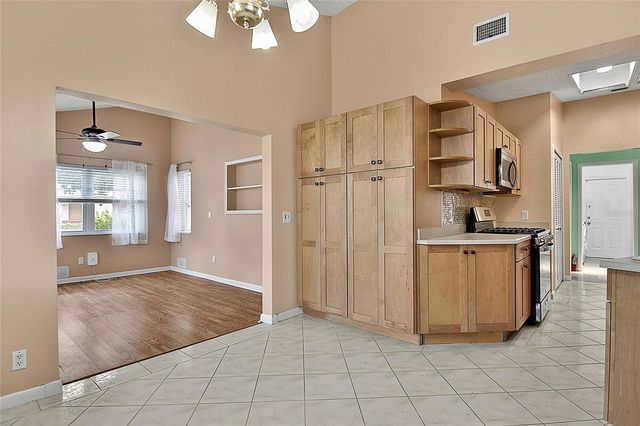 2 WINDERMERE PLACE, Palm Coast, FL 32164