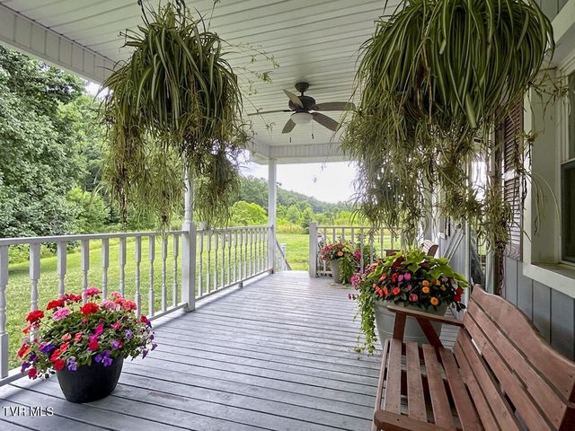 237 Kincheloe Road 237, Church Hill, TN 37642