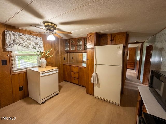 237 Kincheloe Road 237, Church Hill, TN 37642