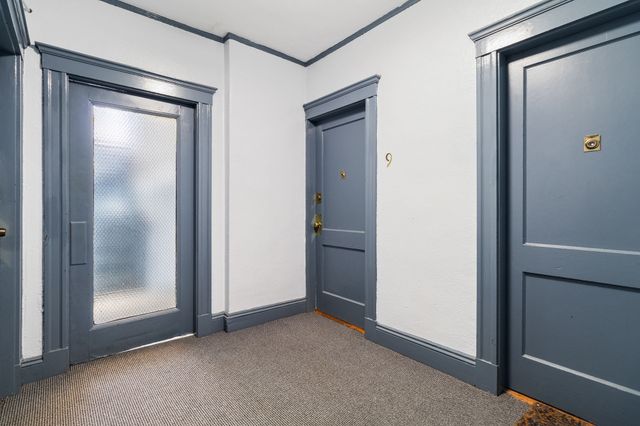 10 Melvin Ave 9, Boston, MA 02135