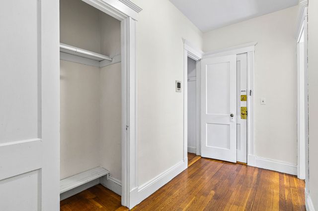 10 Melvin Ave 9, Boston, MA 02135