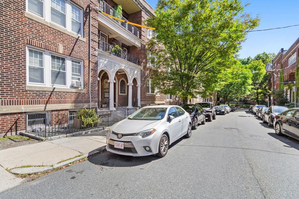 10 Melvin Ave 9, Boston, MA 02135
