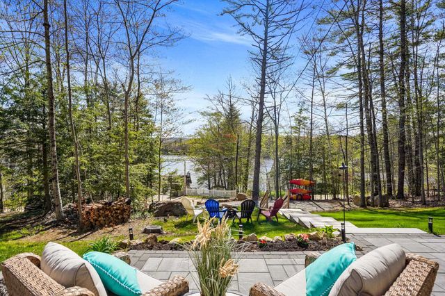 58 Damsite Road, Barnstead, NH 03225
