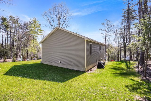 58 Damsite Road, Barnstead, NH 03225