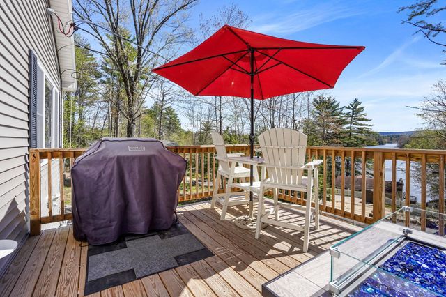 58 Damsite Road, Barnstead, NH 03225