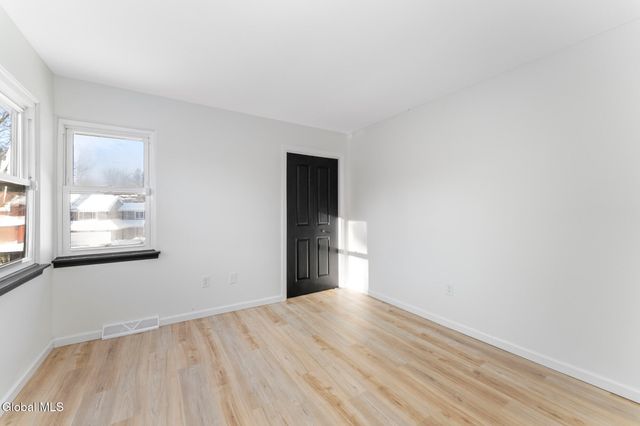 36 Eton Drive, Bethlehem, NY 12159