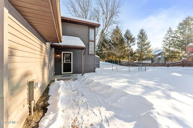 36 Eton Drive, Bethlehem, NY 12159