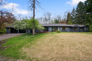 27869 Old Colony Street, Farmington Hills, MI 48334