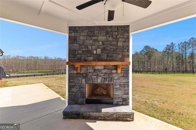 132 Bluff Mill Farms Drive, Senoia, GA 30276