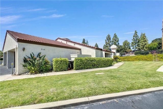 451 Corte Rojo, Upland, CA 91786