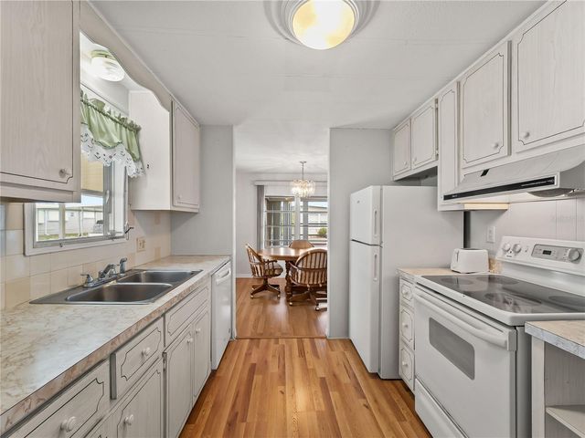 3226 SWEET BAY TERRACE, Sarasota, FL 34237