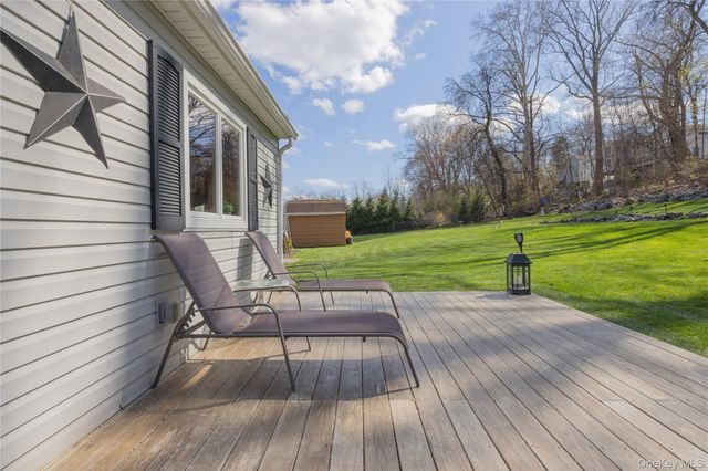 87 N Magnolia Street, Pearl River, NY 10965